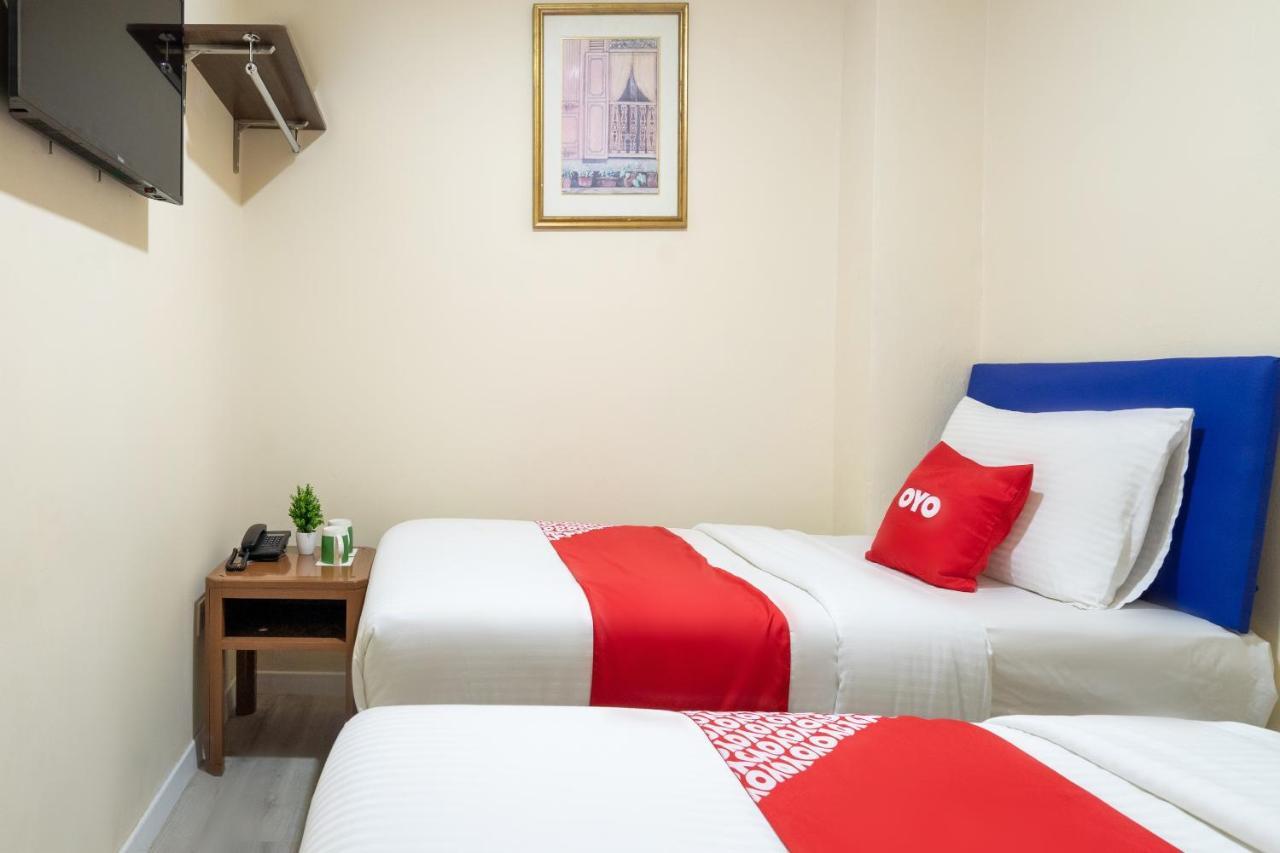 Hentian Hotel Каджанг Екстер'єр фото