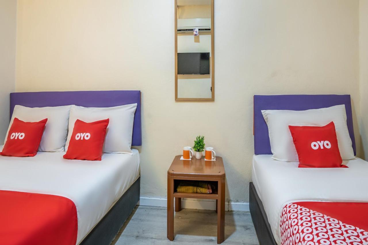 Hentian Hotel Каджанг Екстер'єр фото