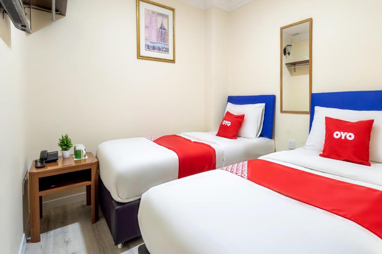 Hentian Hotel Каджанг Екстер'єр фото
