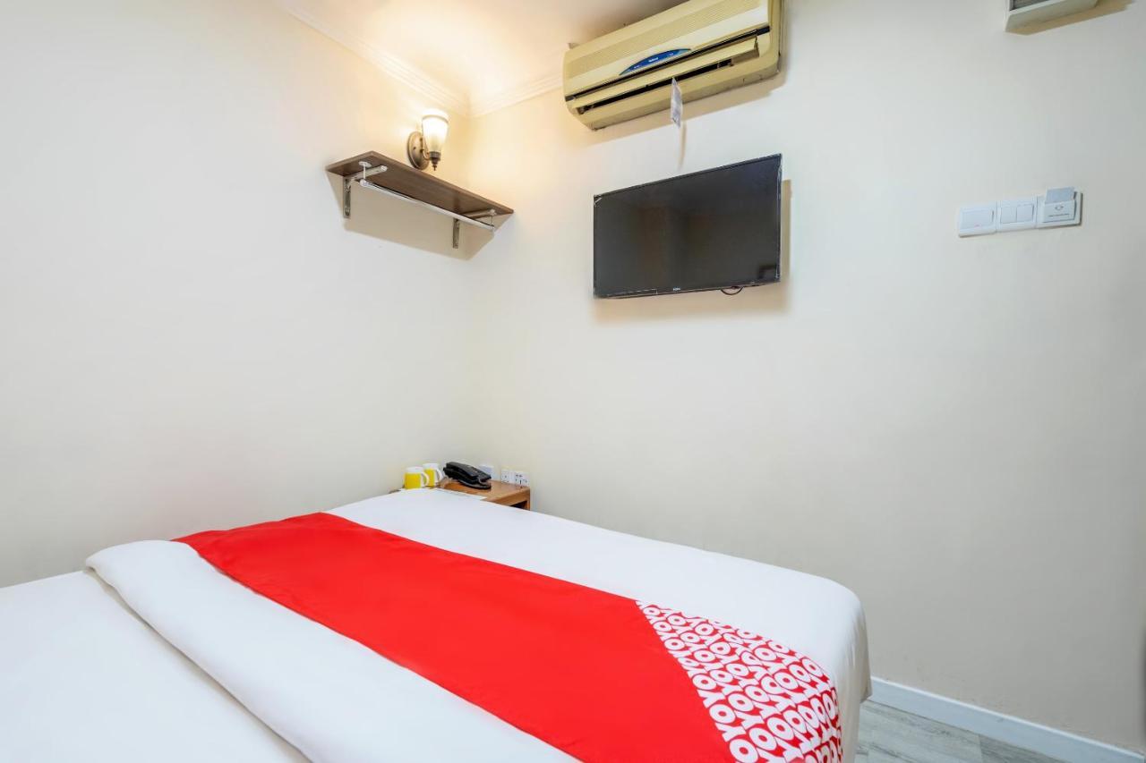 Hentian Hotel Каджанг Екстер'єр фото